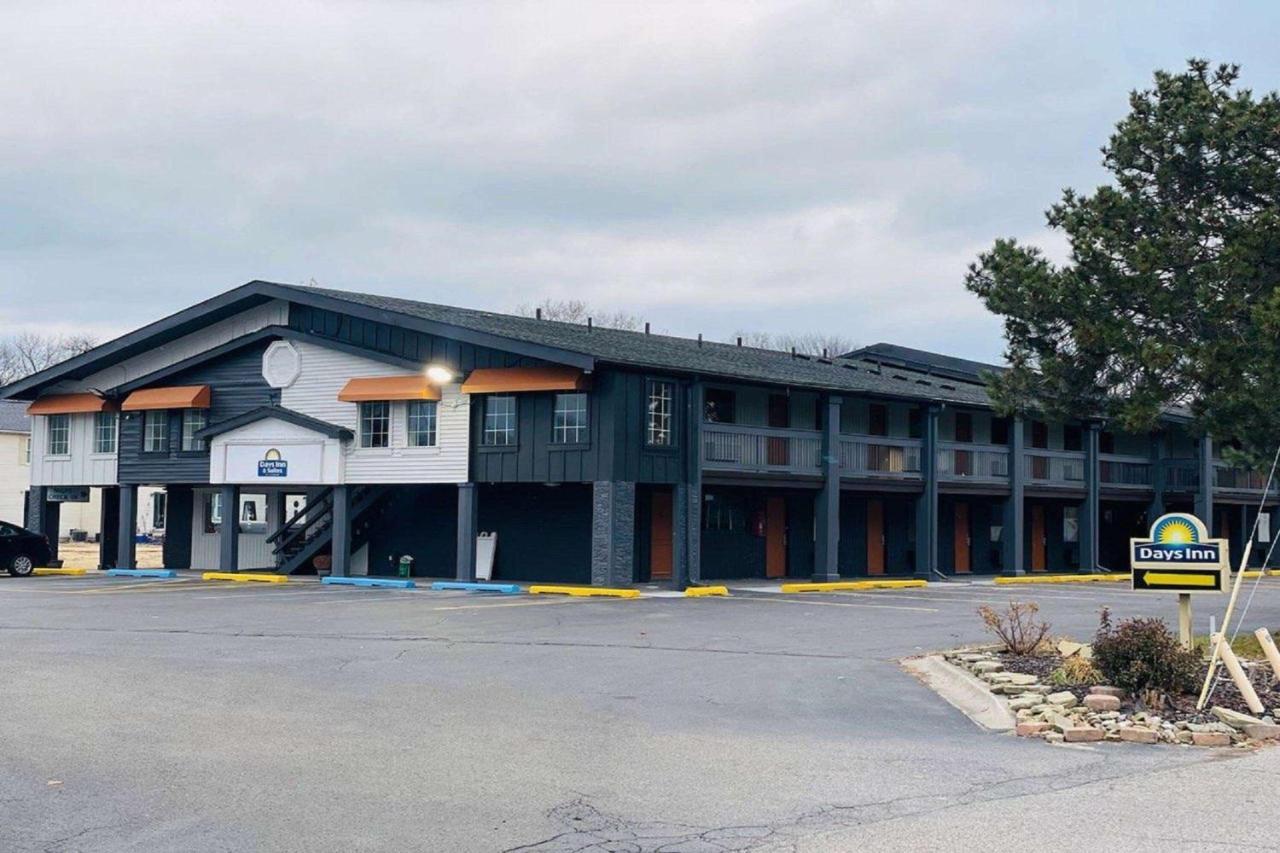 Days Inn And Suites By Wyndham Port Huron Exterior photo