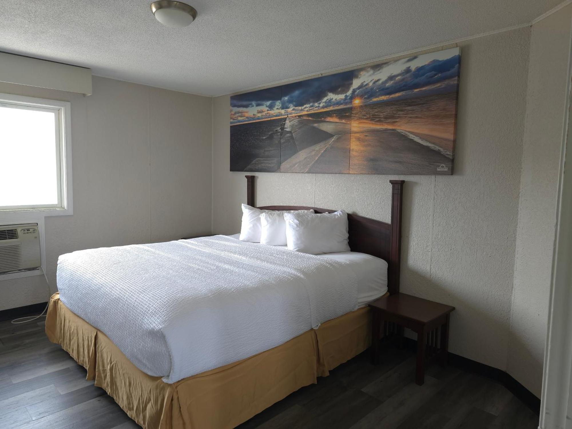 Days Inn And Suites By Wyndham Port Huron Exterior photo
